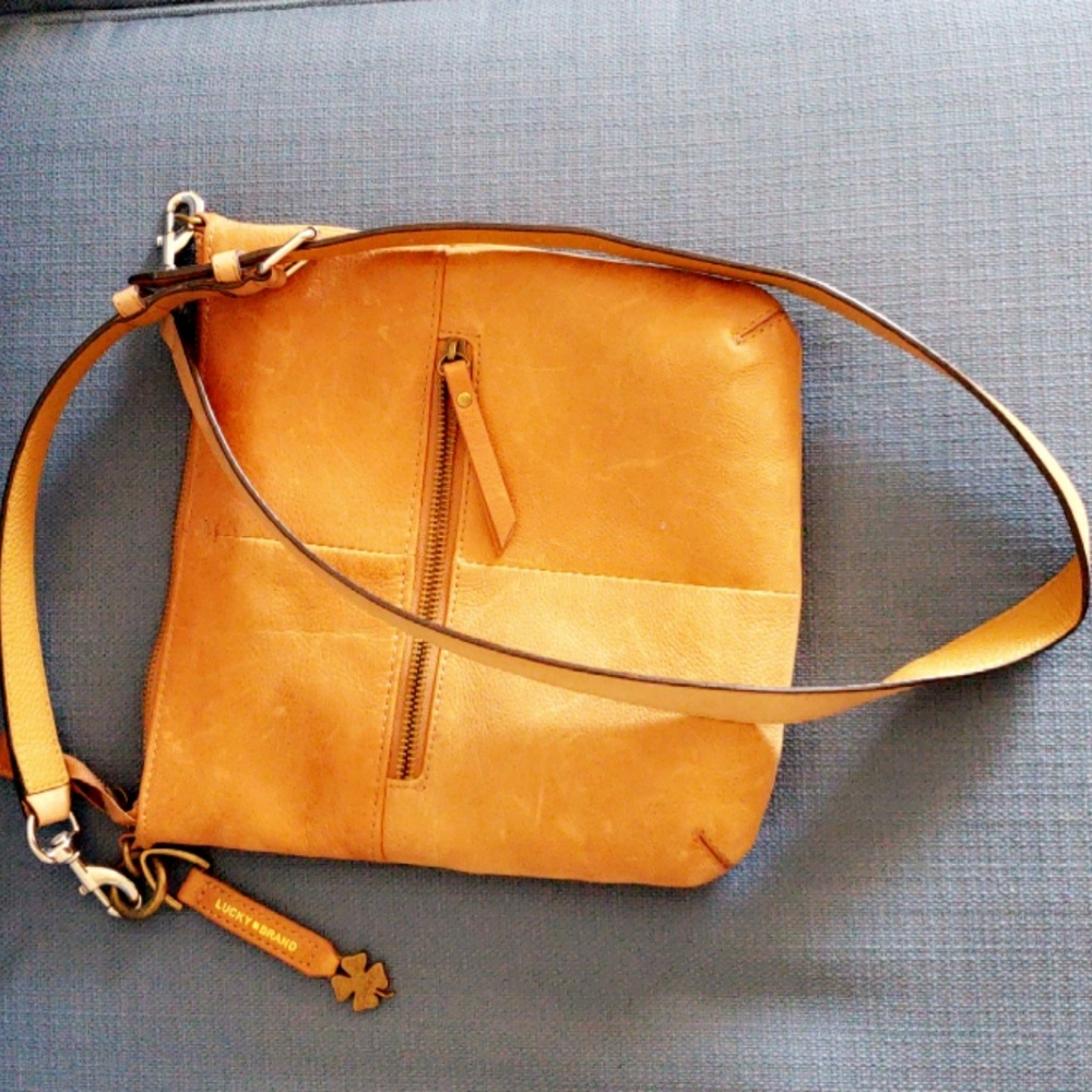 Crossbody bag